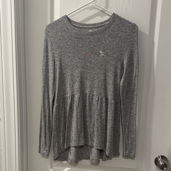 abercrombie kids Other - Abercrombie Kids Heather Gray Long Sleeve Top